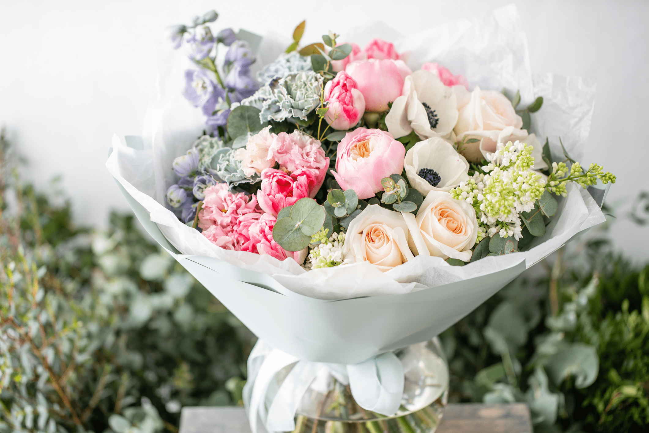 Bouquet of pink and white flowers.